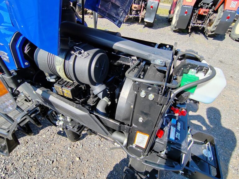 Farmtrac Compact 26
