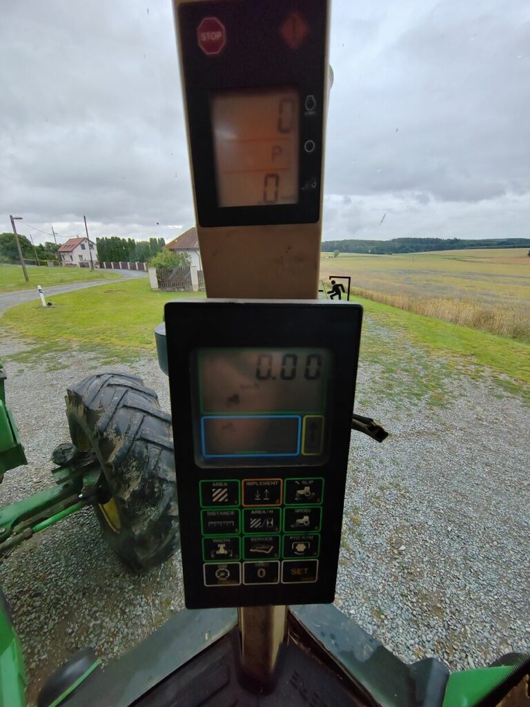 JOHN DEERE 8300