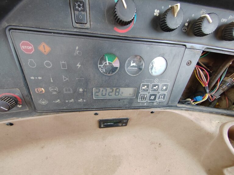 JOHN DEERE 8300