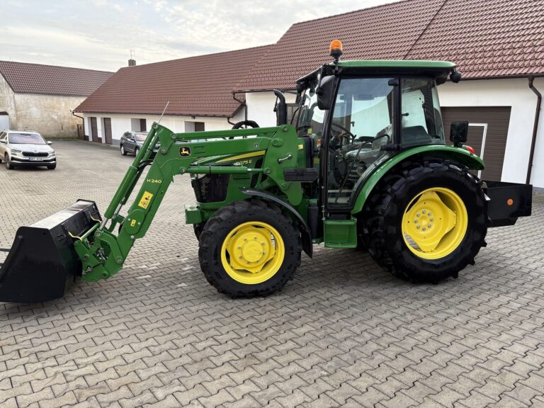 JOHN DEERE 5075 E